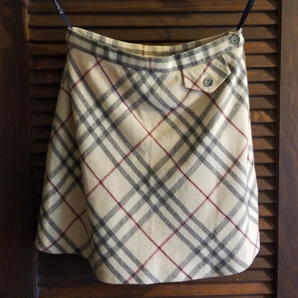 Burberry's Mini Pencil Skirt